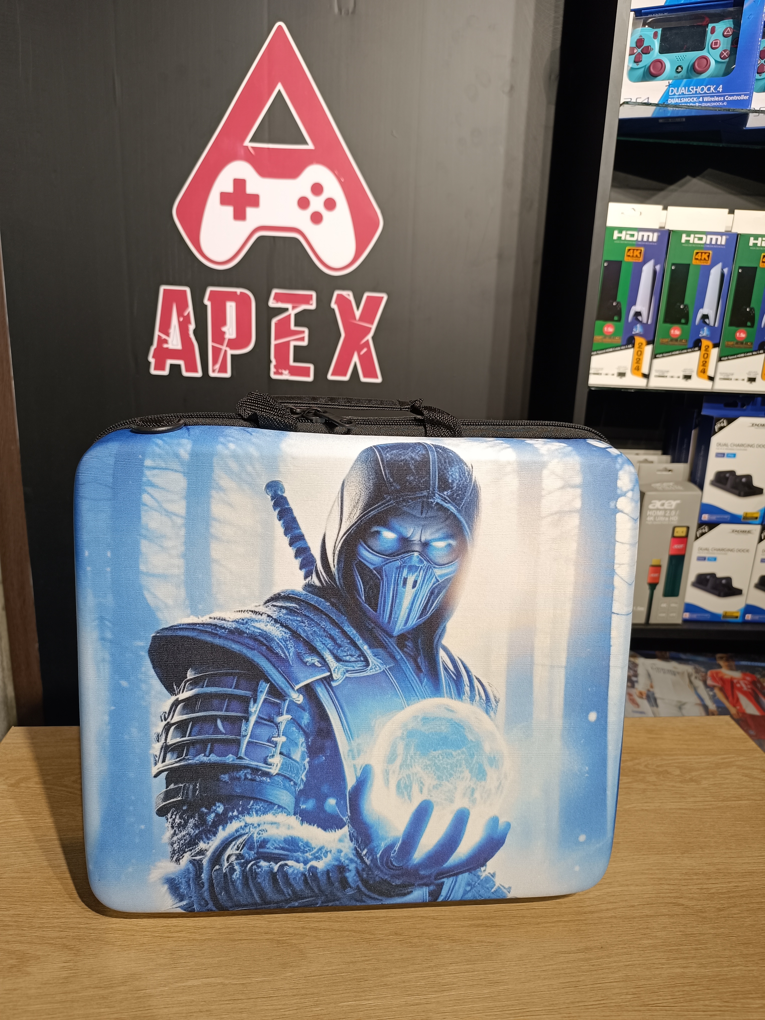 کیف کنسول PS4 طرح بازی | خرید کیف محافظ پلی استیشن 4 با کیفیت