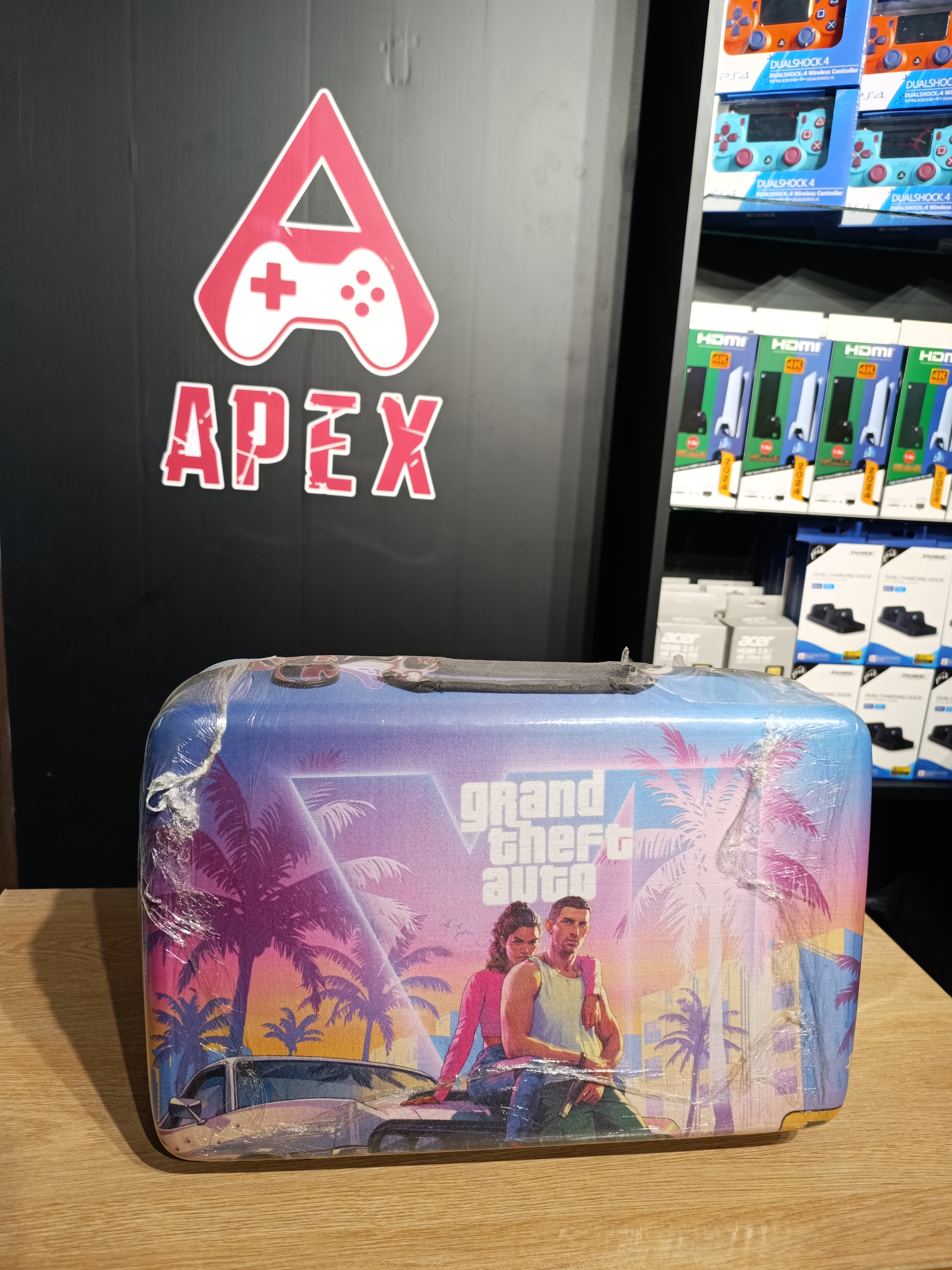 کیف کنسول PS5 طرح بازی | خرید کیف محافظ پلی استیشن 5 با کیفیت